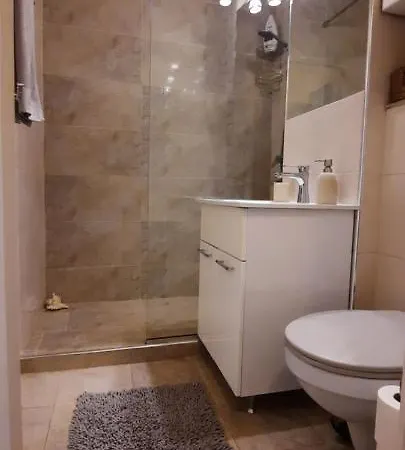 Farmec Studio Апартаменти *